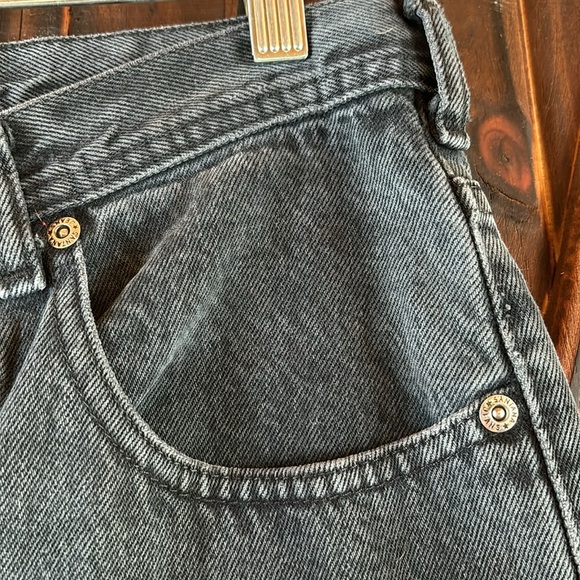 Santana Jeans - Picture 3 of 5